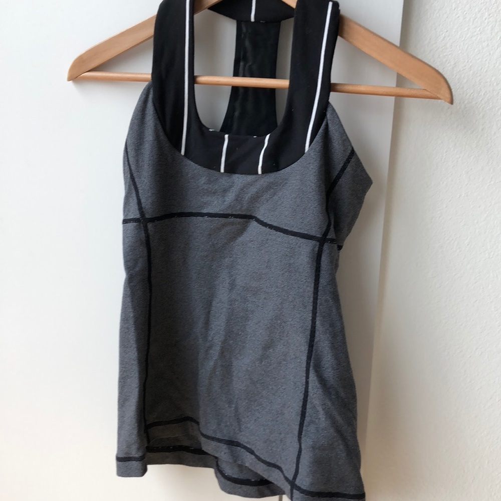 Lululemon top